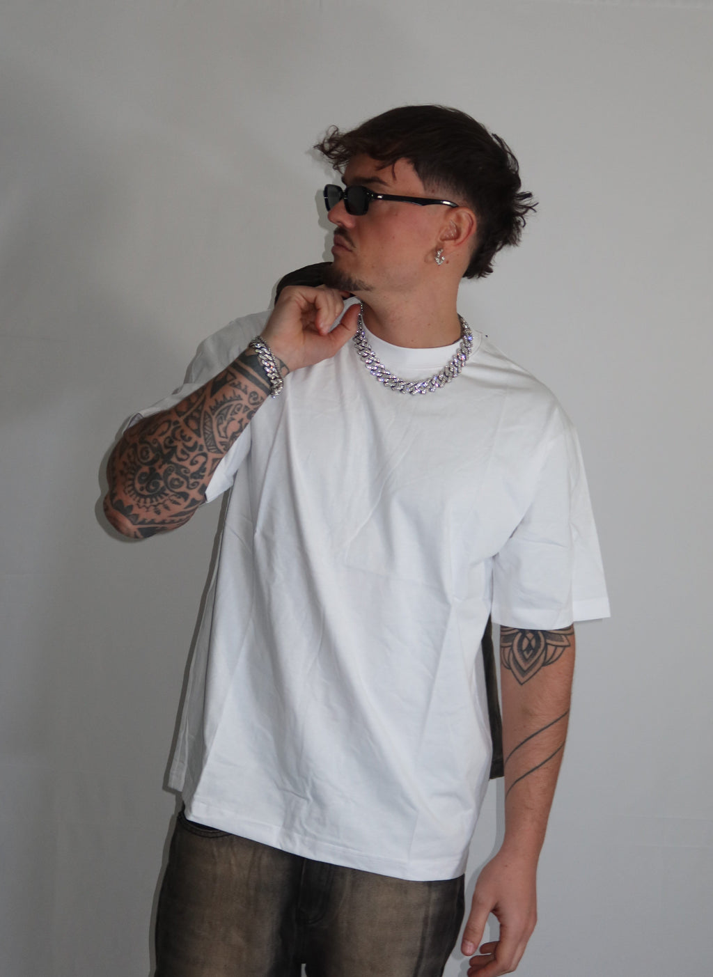 T-shirt total white