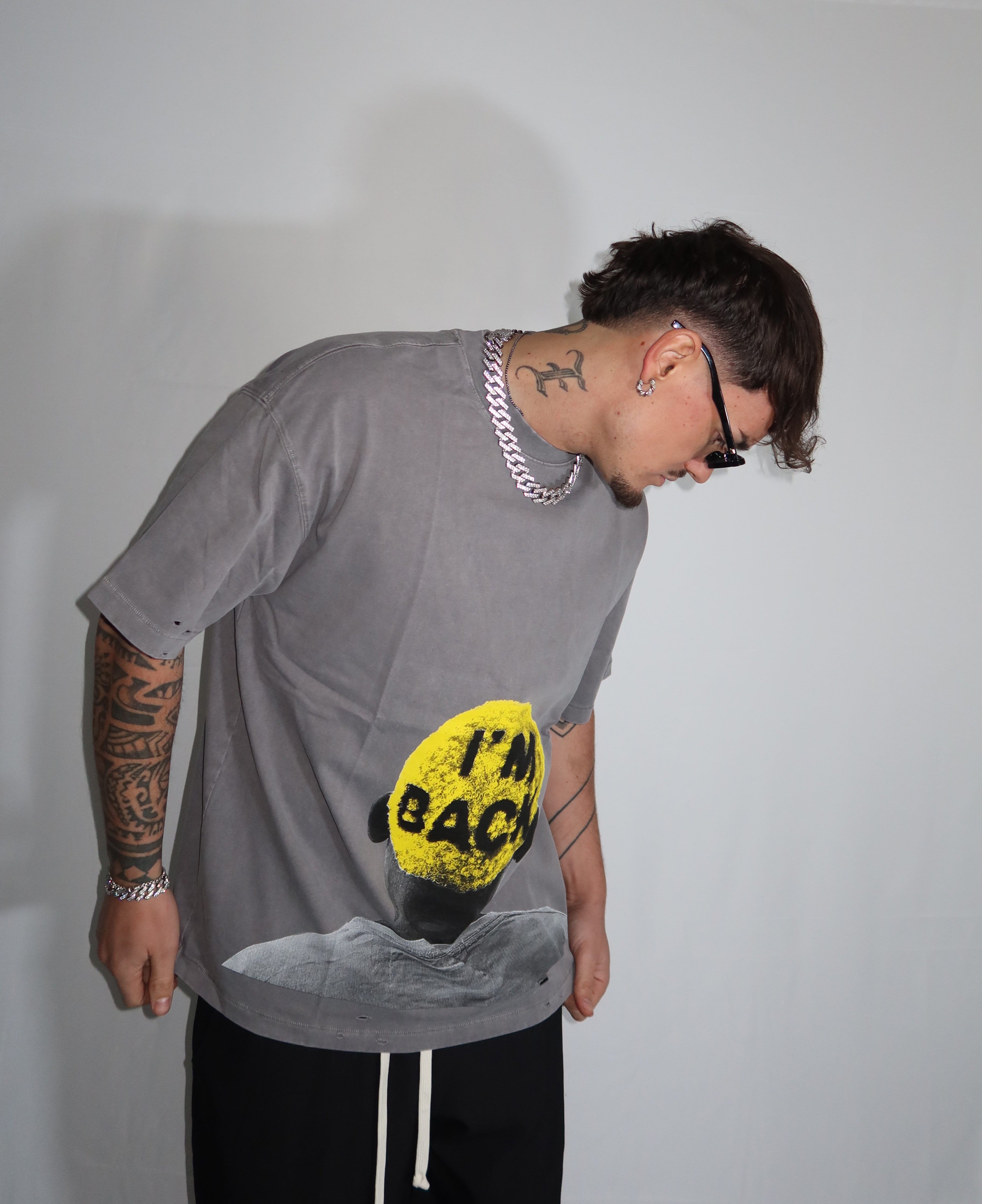 T-shirt i’m back yellow