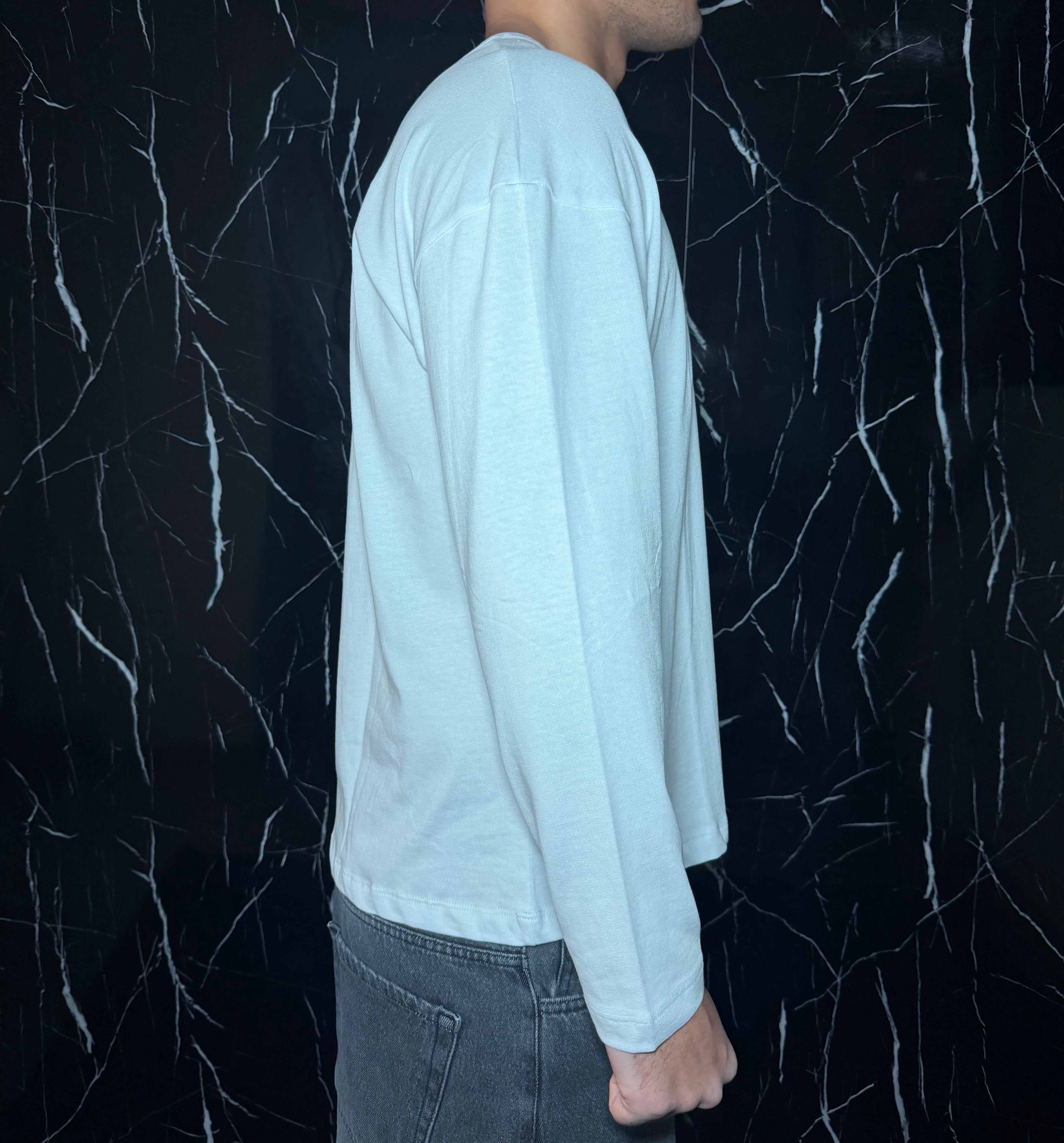 Long sleeve total white