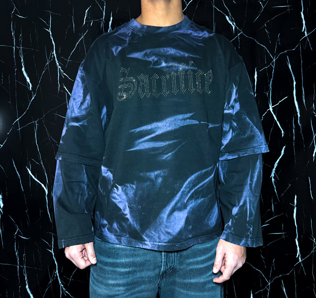 Long sleeve space