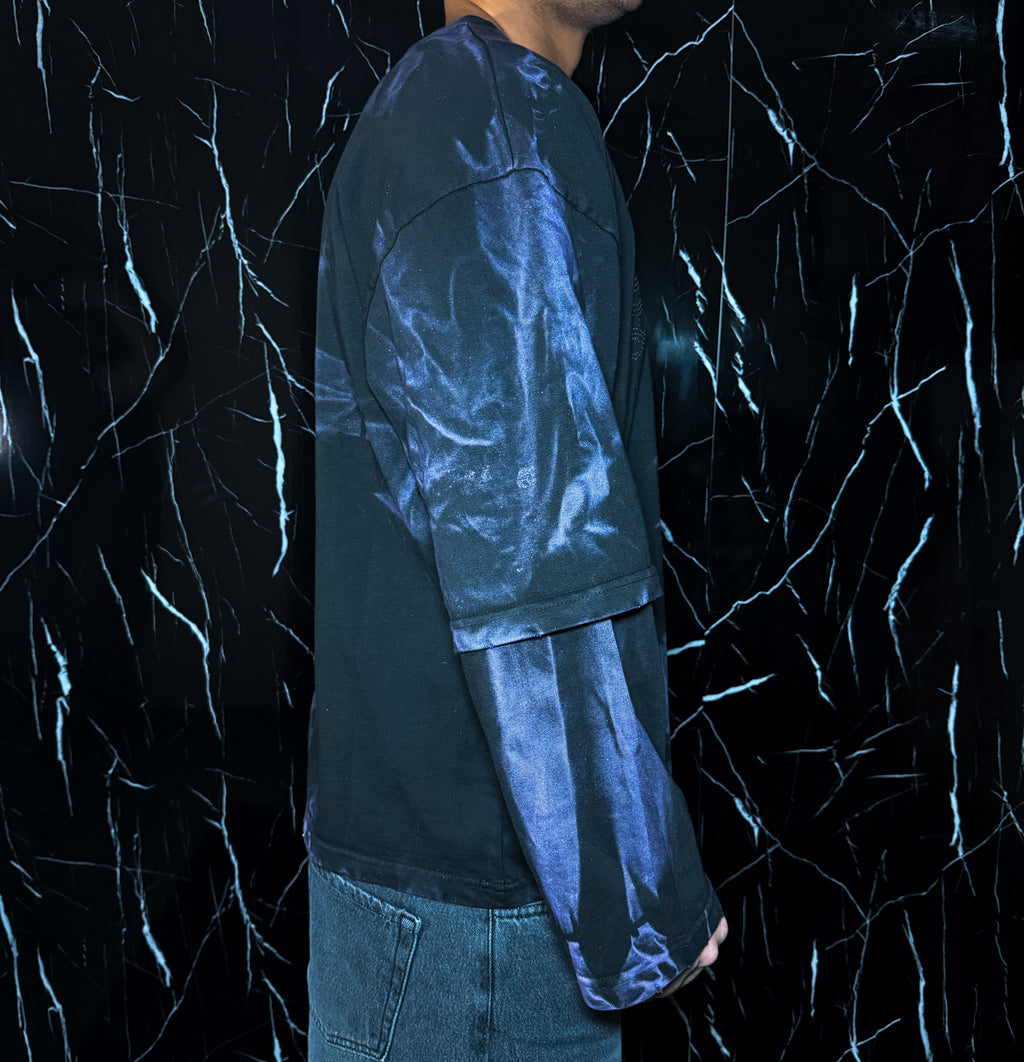 Long sleeve space