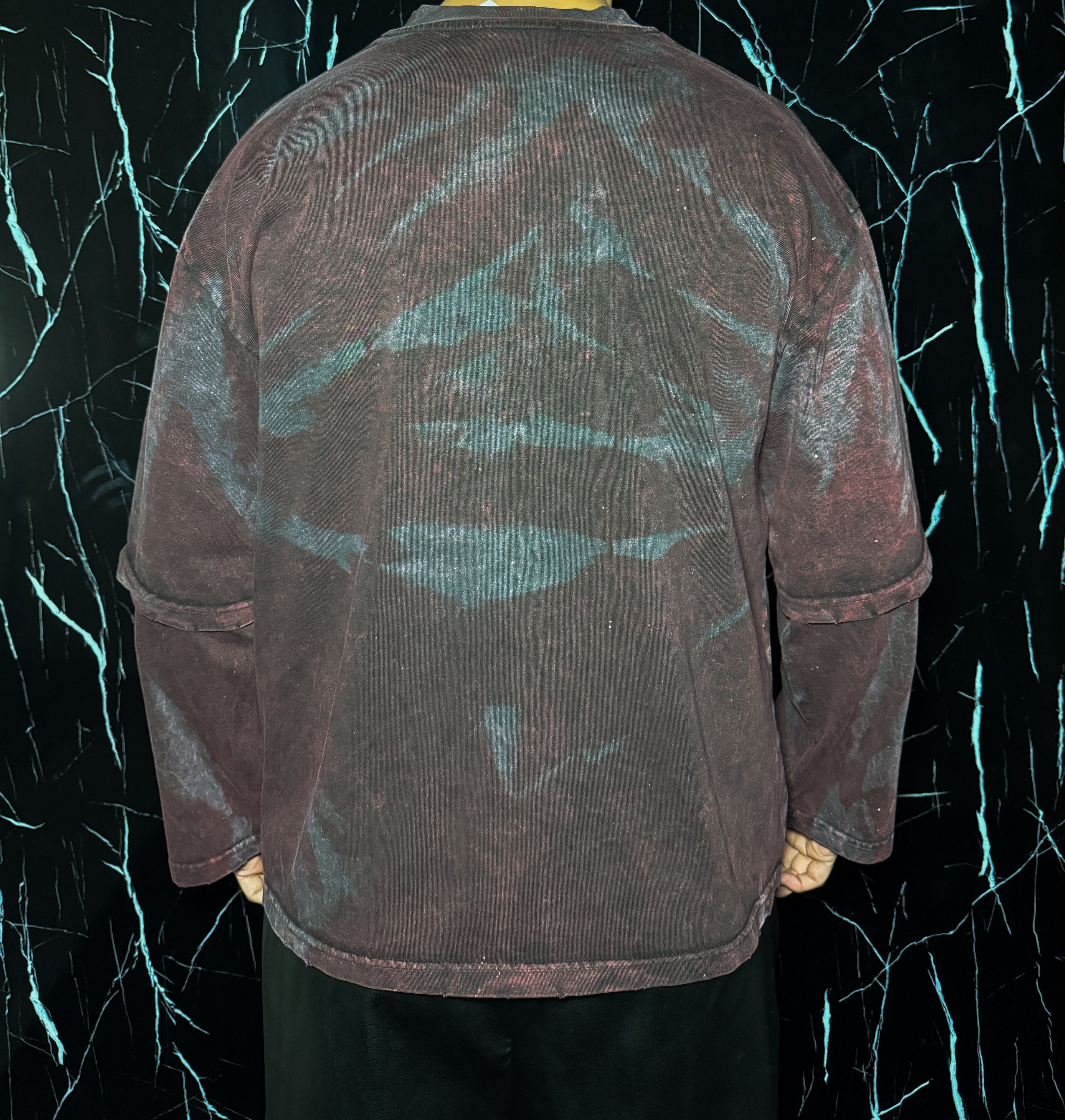 Long sleeve red