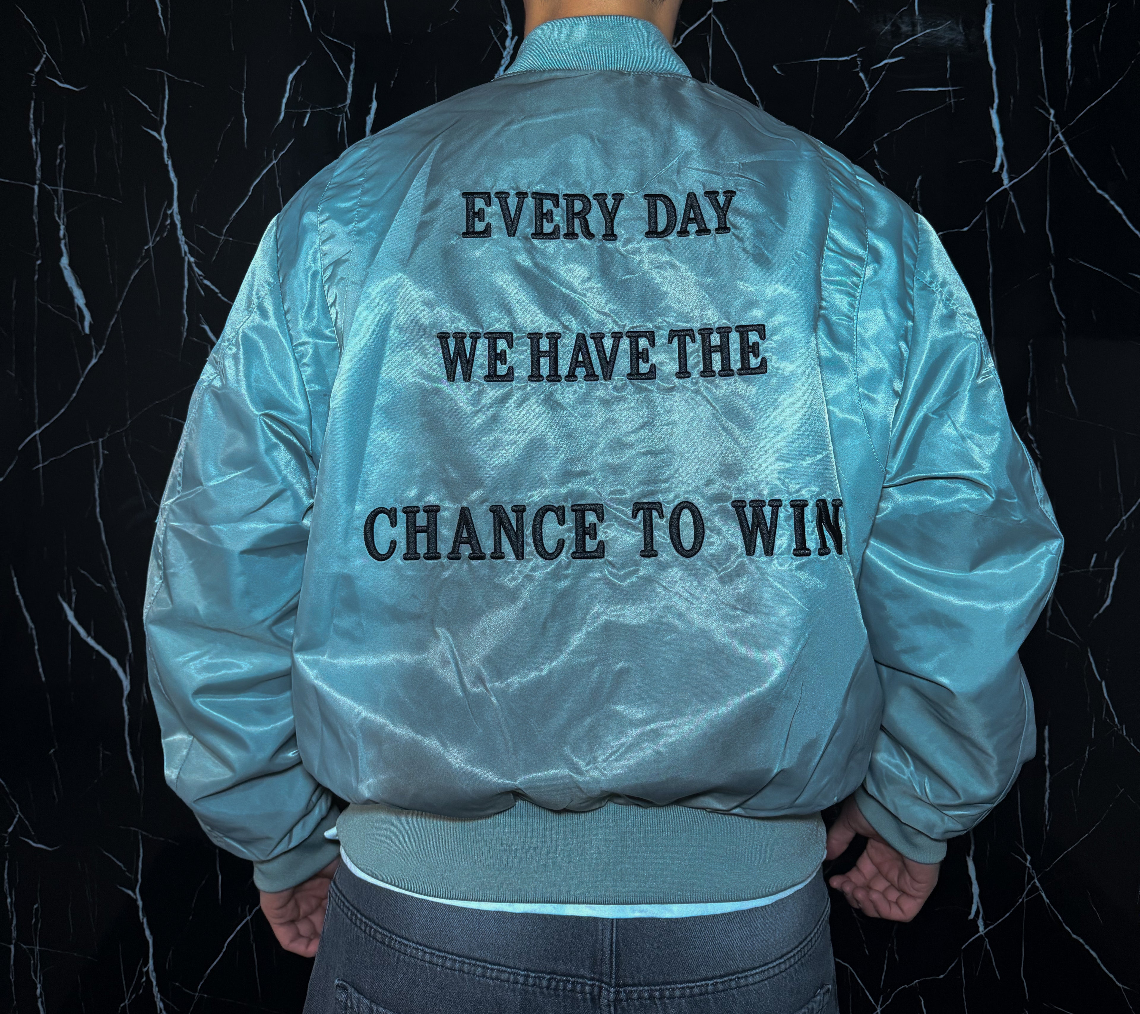 Bomber grigio