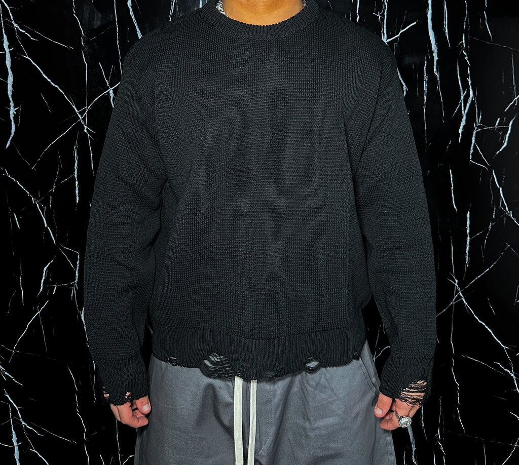 Maglione Nero Sfrangiato